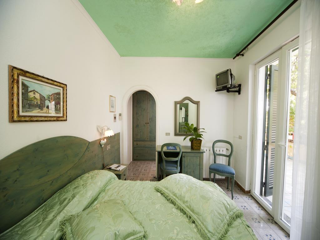 Hotel Giardino Delle Ninfe E La Fenice Ischia Buitenkant foto
